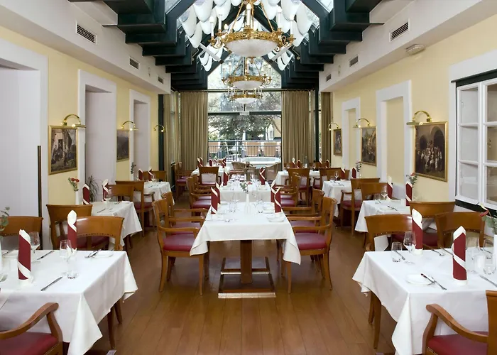 Mercure Grand Biedermeier Hotel 4*